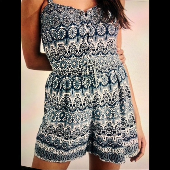 🌟RARE🌟Hollister Blue Floral Romper HG holy grail rare - Picture 6 of 6